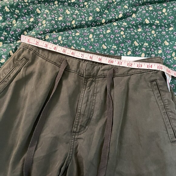 NWT Maurices High Rise Wide Leg Cargo Pants Womens M Olive Green Neutral - Picture 7 of 10